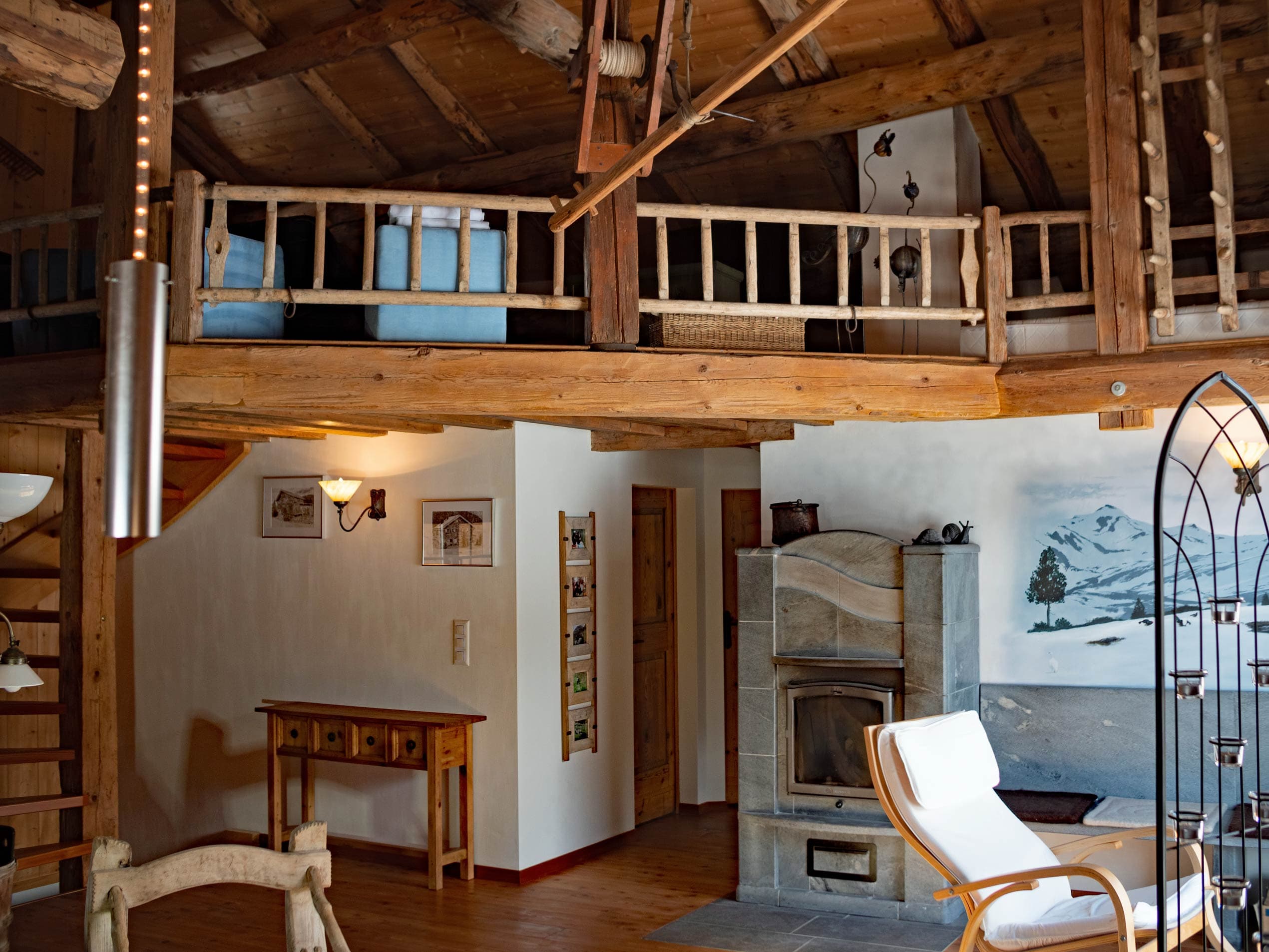 Wohnzimmer mit Specksteinofen
